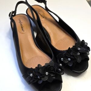 Comfortview Black Heels Elegant Design NWOT